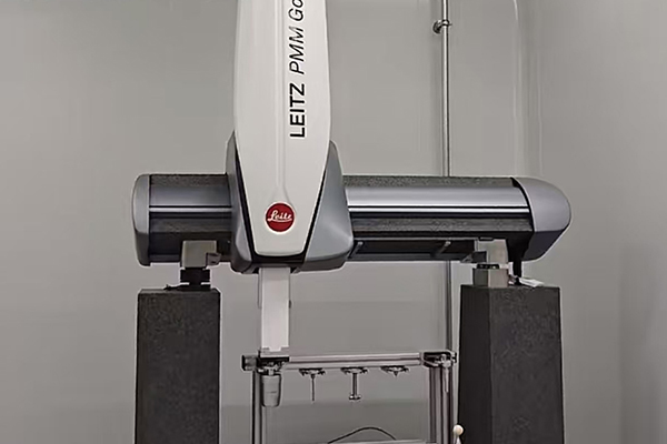 Three coordinate measuring machine